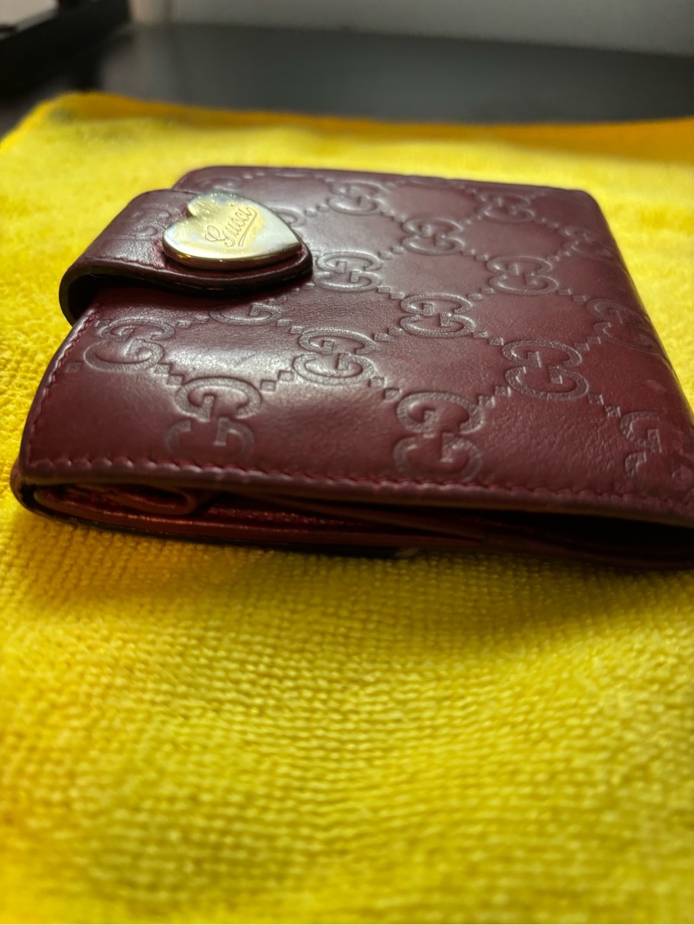 AUTHENTIC Gucci Metallic Guccissima Heart French Flap Wallet - Burgundy Red - Picture 5 of 13